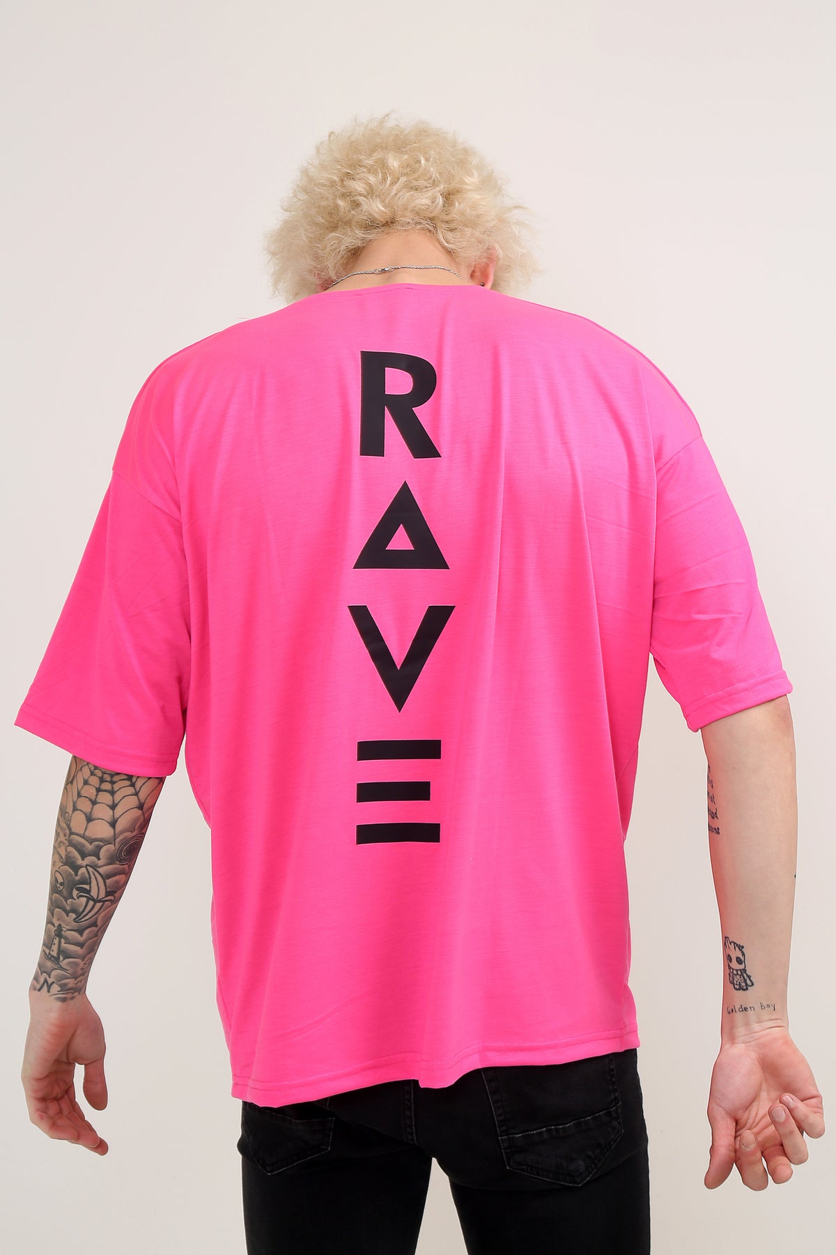 The R.A.V.E Oversize Neon Pembe T-Shirt